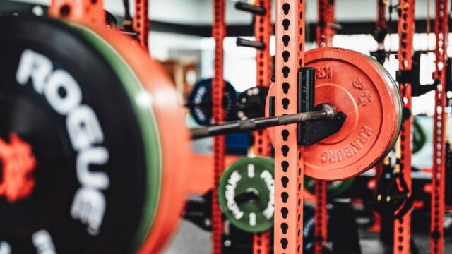 Efeito Platô na Musculação: 3 Causas Reais + Como Quebrar em 6 Semanas