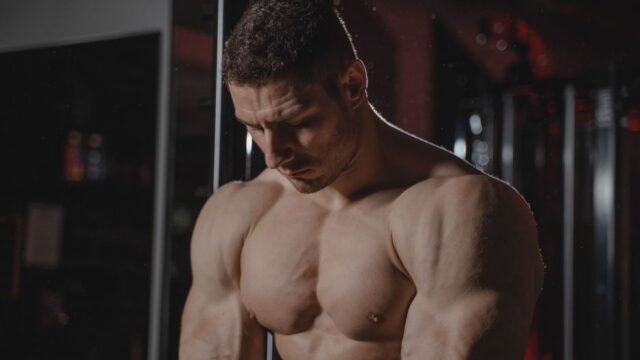 Erros Musculação Intermediário: 7 Falhas que Travam seu Progresso