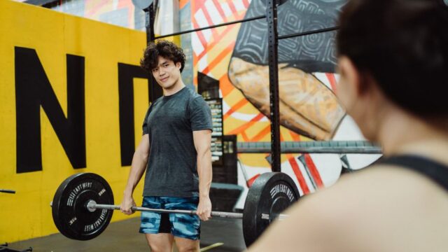 Jejum Intermitente Musculação Hipertrofia: 5 Perguntas Respondidas