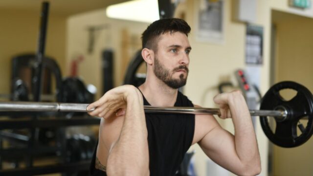 Frequência de treino hipertrofia: 1x vs 2x, o que importa