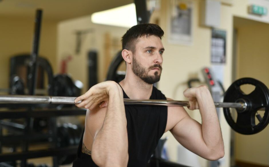 Frequência de treino hipertrofia: 1x vs 2x, o que importa