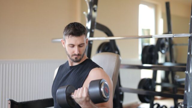 Treino ABC 3x vs 4x: Qual Divisão Rende Mais Hipertrofia?